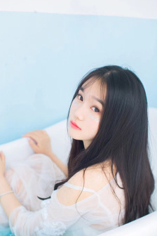 玉蒲团